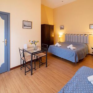 Medina H. Napoli Centro, By Clapa Group